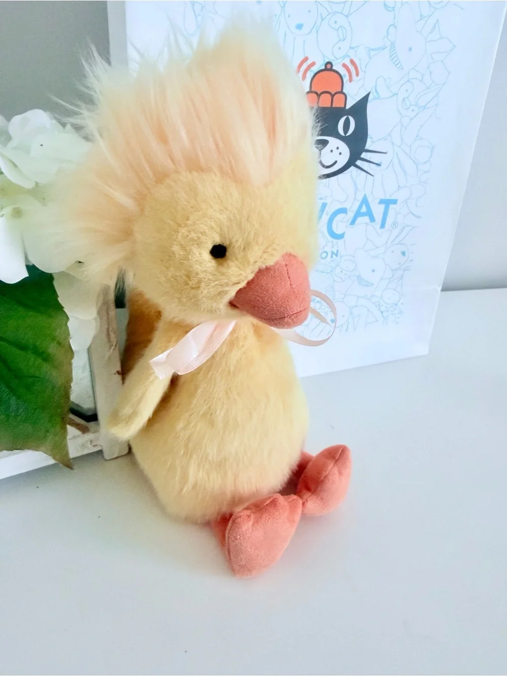 Jellycat Dorit Duckling w/ Removable Bow - BNWT Fast Shipping!